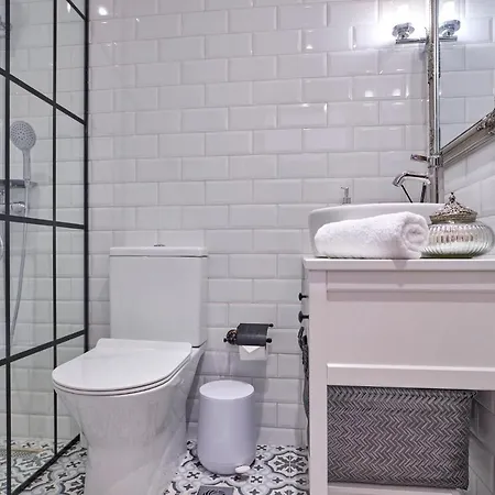 Anesis Old Corfu Town * Corfu (city)